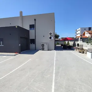 https://apartments-anamarija-zadar.hotelinzadar.com